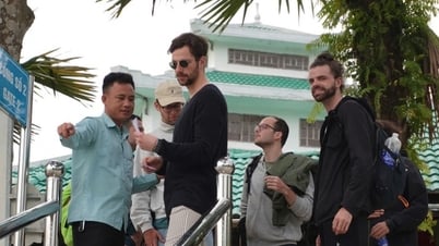 Quang Binh recibe a casi 370.000 visitantes el 30 de abril, el ecoturismo reina.