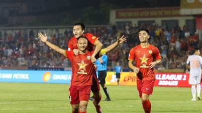 Hồng Lĩnh Hà Tĩnh 'lầm lũi' tiến bước