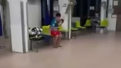 El Hospital Nam Dinh niega la información de que "se requiere el pago completo antes del tratamiento de emergencia" para pacientes pediátricos.