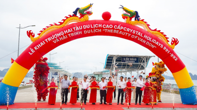 Quảng Ninh có thêm đội tàu du lịch cao cấp phục vụ khách tham quan Vịnh Bái Tử Long