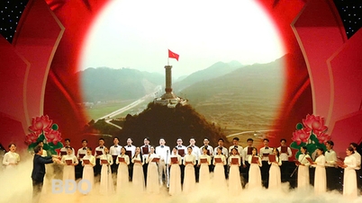 Chương trình nghệ thuật “Hát về Tổ quốc tôi”
