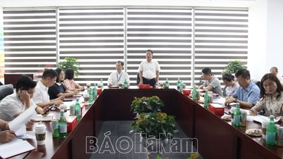 Ban Quản lý các khu công nghiệp tỉnh làm việc với Công ty TNHH Wistron Infocomm (Việt Nam)