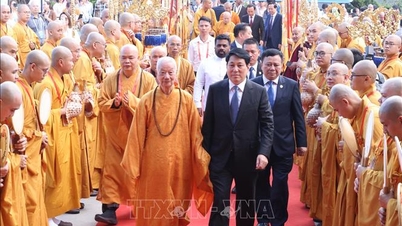 Präsident Luong Cuong nimmt an der Eröffnungszeremonie des Vesak-Tages 2025 der Vereinten Nationen teil