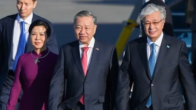 Tổng thống Kazakhstan ra sân bay đón Tổng Bí thư Tô Lâm và Phu nhân