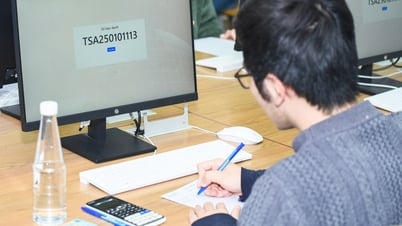 사고력 평가 시험 3라운드에서 복소수 문제 3개는 계산되지 않습니다.