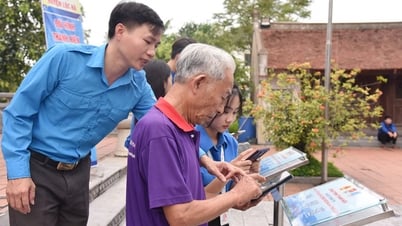 Bình dân học vụ số"-Hành trình phổ cập tri thức số cho toàn dân