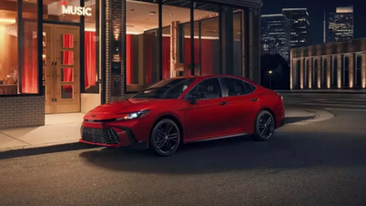 Chi tiết Toyota Camry Nightshade Edition 2026 mới vừa ra mắt