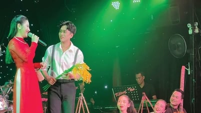 យើងទៅជាមួយបទភ្លេងស្រុកយើង