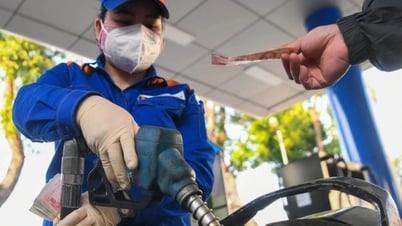Giá xăng dầu ngày mai sẽ giảm mạnh?