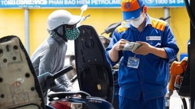 Nguy cơ lũng đoạn thị trường nếu doanh nghiệp tự quyết giá xăng dầu?