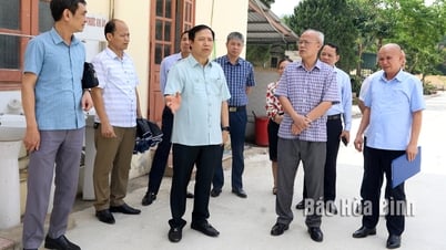 Vérification de l'avancement des projets de relance et de développement socio-économiques dans la ville de Hoa Binh