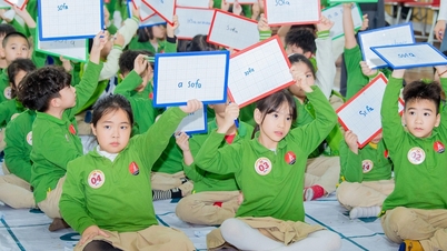 100% of students will learn English as a second language by 2035?