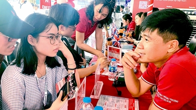 Kỳ thi tốt nghiệp THPT 2025: Có được thay đổi môn thi ngoại ngữ?