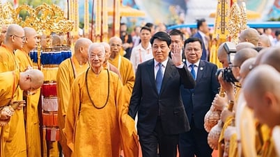 'Đưa tâm từ bi vào chính sách, mang trí tuệ vào định hướng phát triển'