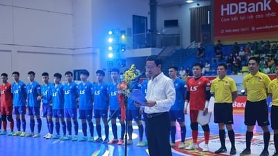 ដំណាក់កាលទី 2 នៃការប្រកួតជើងឯកជាតិហ្វូតសាល HDbank ឆ្នាំ 2025 បានចាប់ផ្តើមហើយ។