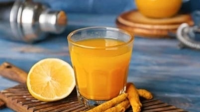 Uống nước ấm pha chanh, nghệ mỗi sáng mang lại nhiều lợi ích sức khoẻ