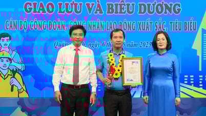 "Quang Binh workers - Pioneers entering the new era"