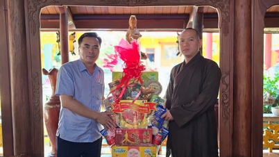 Pleiku thành lập 6 đoàn thăm, chúc mừng các cơ sở Phật giáo, gia đình chính sách có đạo dịp Đại lễ Phật đản