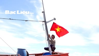 Thiêng liêng Tổ quốc​ trên biển