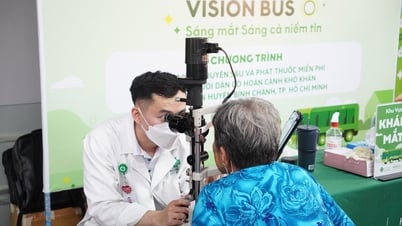 Khám mắt và phát thuốc cho hơn 300 bệnh nhân khó khăn