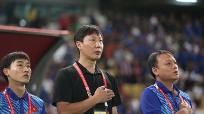 Tuyển Việt Nam: HLV Kim Sang Sik cần làm gì để thắng Malaysia?