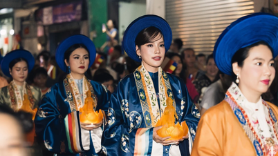 ផ្លូវសម្រាប់ភ្ញៀវទេសចរទៅទស្សនាព្រះសារីរិកធាតុរបស់ព្រះពុទ្ធពីត្បូងទៅជើង