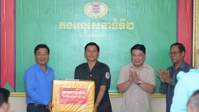 Phó Chủ tịch UBND tỉnh Kiên Giang thăm Đội K92 làm nhiệm vụ tại Vương quốc Campuchia