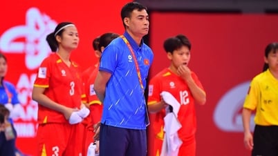 HLV tuyển futsal nữ Việt Nam chưa hài lòng dù thắng đậm Hong Kong
