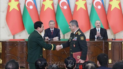 Tổng Bí thư Tô Lâm chứng kiến Lễ trao các văn kiện hợp tác giữa Việt Nam và Azerbaijan
