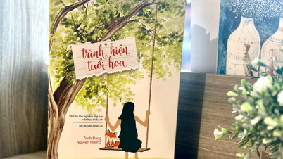 Trình hiện tuổi hoa