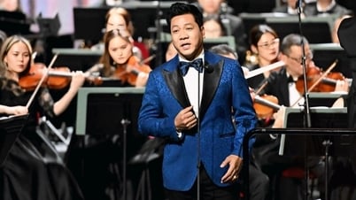 L'artiste du peuple Quoc Hung et des artistes vietnamiens brillent lors d'un concert au Kazakhstan