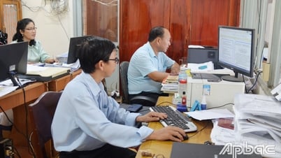 Tiền Giang: Kế hoạch tổ chức thi nâng ngạch công chức từ ngạch cán sự hoặc tương đương lên ngạch chuyên viên hoặc tương đương; từ ngạch chuyên viên hoặc tương đương lên ngạch chuyên viên chính hoặc tương đương