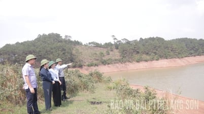 Checking water sources for production and daily life in Loc Binh district - Lang Son Newspaper and Radio and Television Station