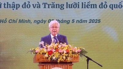 Lan tỏa yêu thương trong 'Tháng nhân đạo'