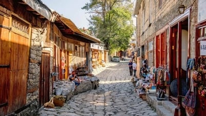 Hành trình khám phá 12 'viên ngọc bí ẩn' của Azerbaijan