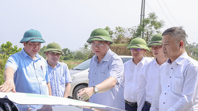 ពន្លឿន​ការ​វិនិ​យោគ និង​ការ​រីក​ចម្រើន​នៃ​ការ​សាង​សង់​សួន​ឧស្សាហកម្ម​នៅ​ស្រុក​ឡាប់​ថាច់ និង​ស្រុក​សុងឡូ