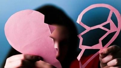 Chiếc nhẫn thông minh tích hợp AI phát hiện ngoại tình