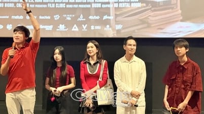 Les fans de Ca Mau rencontrent l'acteur Ly Hai et l'équipe de Lat Mat 8