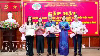 Thành phố:  Kỷ niệm 30 năm thành lập Hội Người cao tuổi Việt Nam, tổng kết phong trào “Tuổi cao - Gương sáng” 