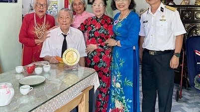 រឿងស្នេហាទាហាន "រថភ្លើងគ្មានលេខ"