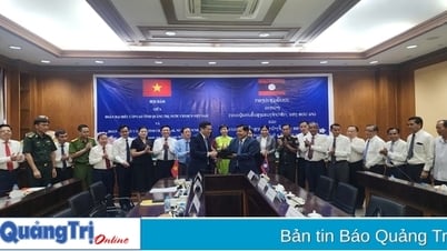 Hội đàm giữa đoàn đại biểu cấp cao tỉnh Quảng Trị với tỉnh Champasak