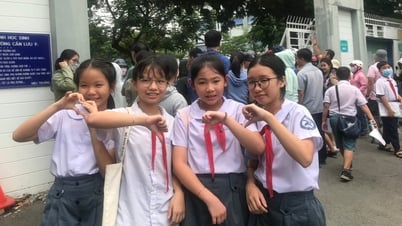 호치민시 7군 유일의 학교, 6학년 입학시험 실시
