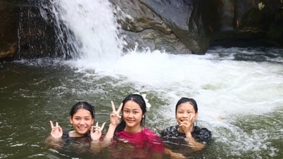 Thác Liếp - điểm giải nhiệt 'lý tưởng' ở Nghệ An hút khách ngày nắng nóng