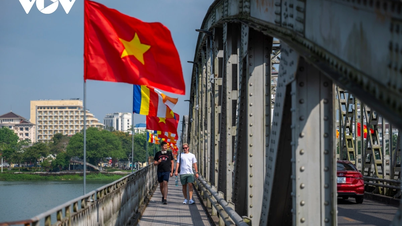 Huế trang hoàng rực rỡ chào đón lễ Phật Đản