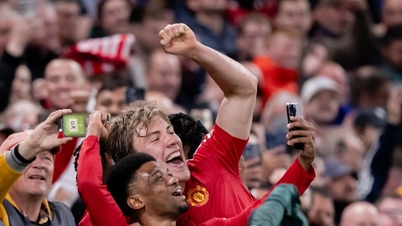 Determine the 2 teams in the final of Europa League 2024/25