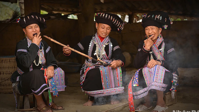 ទំនៀមទម្លាប់​លាប​ពណ៌​ធ្មេញ​ខ្មៅ - ទេសចរណ៍​វប្បធម៌​របស់​ប្រជាជន​ឡាវ​នៅ​ឡៃចូវ