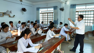 More than 36,600 candidates of Dong Nai take the mock high school graduation exam with real process