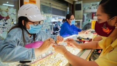 Giá vàng miếng mất mốc 120 triệu đồng/lượng