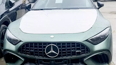 Tận thấy Mercedes-AMG SL63 hơn 12 tỷ đầu tiên về Việt Nam