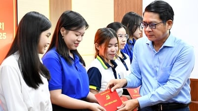 Trên 140 học viên hoàn thành khóa bồi dưỡng lý luận chính trị cho đối tượng kết nạp Đảng